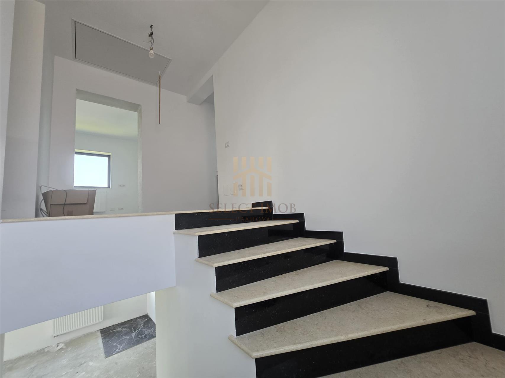 Vindem casa/vila Nisipoasa